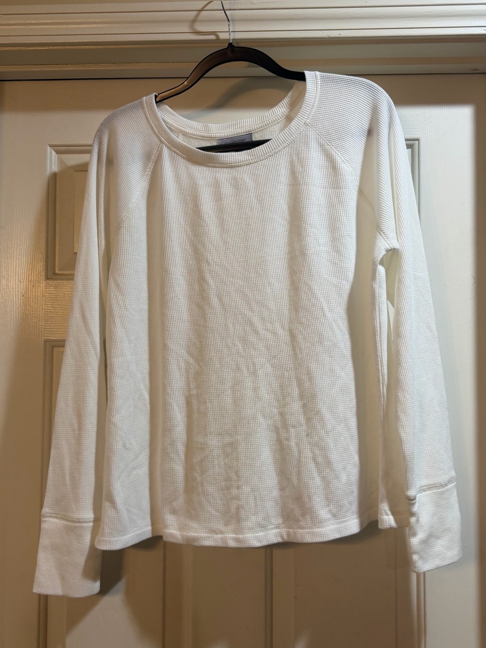 Ocean Coast Size L Women's White Long-Sleeve Waffle Knit Top P2P 21”